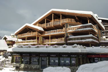 No. 5, Apartment 4 - Chalet exterior