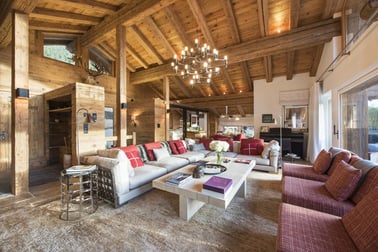 Petiti - Living Area