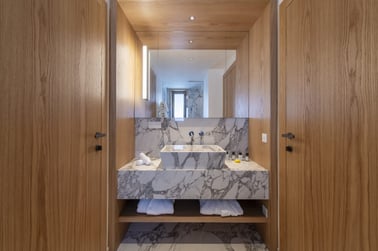 Sasha Apartment 4 - Bathrooms