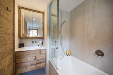 Saturnin - Bathrooms