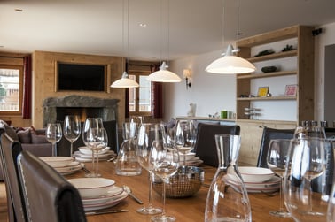 Sayeu 116 - Dining Area