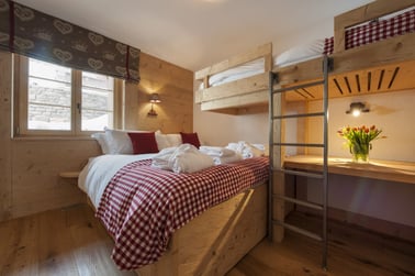 Sayeu 116 - Bedrooms