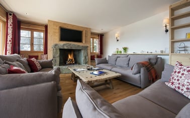 Sayeu 116 - Living Area