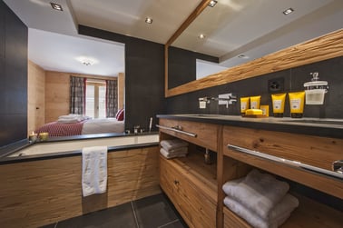 Sayeu 116 - Bathrooms