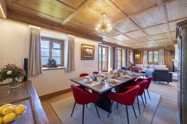 Tire Bouchon - Dining Area