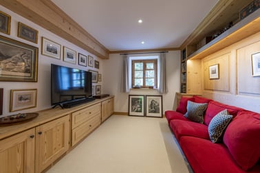 Tire Bouchon - Living Area