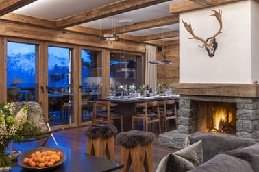 Victoria 111 - Living Area