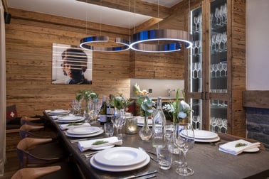 Victoria 111 - Dining Area