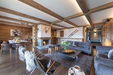 Victoria 111 - Living Area