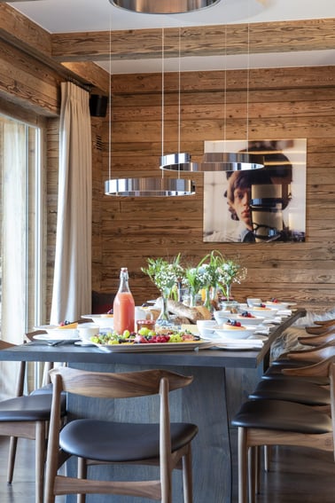 Victoria 111 - Dining Area