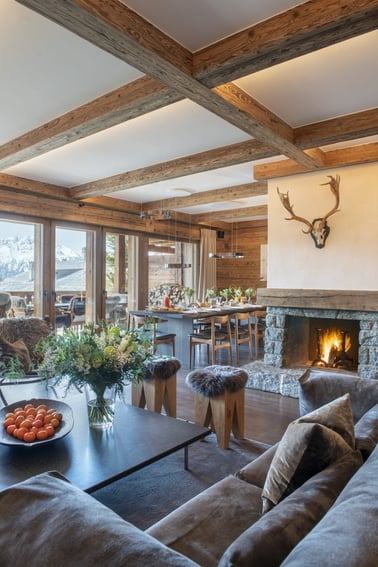 Victoria 111 - Living Area