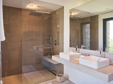 Villa Arthiur - Bathrooms