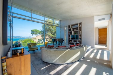 Villa Euphoria - Living Area