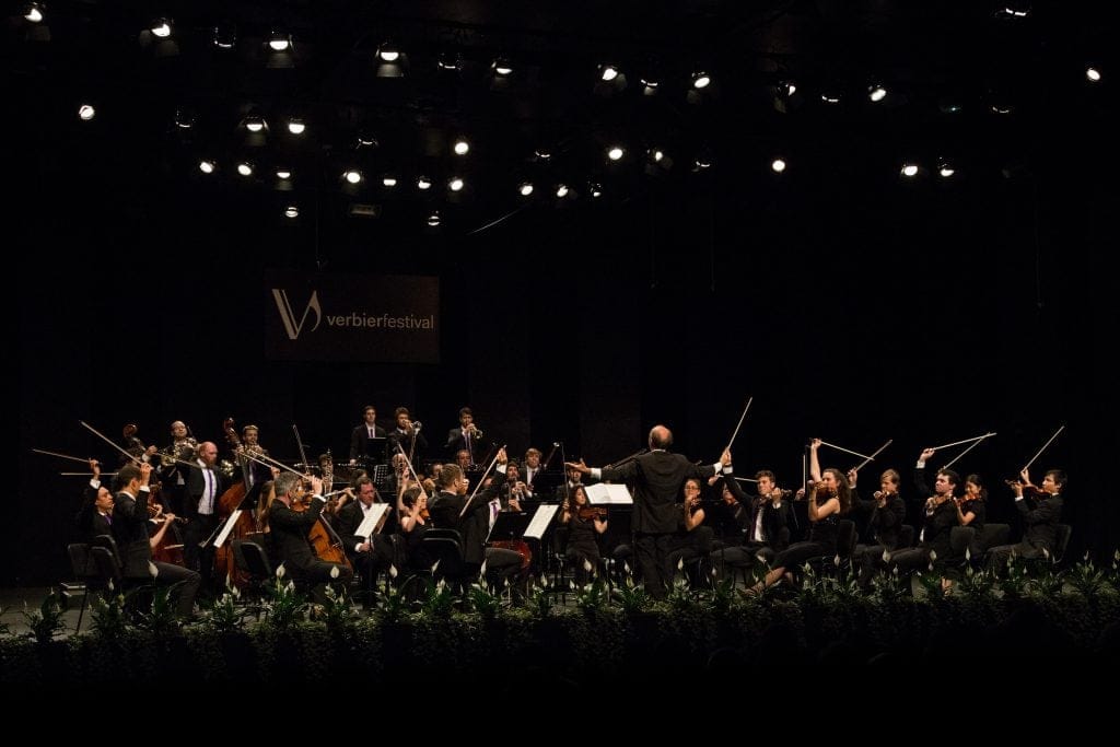 Takacs Nagy conducting the Verbier Festival Chamber Orchestra